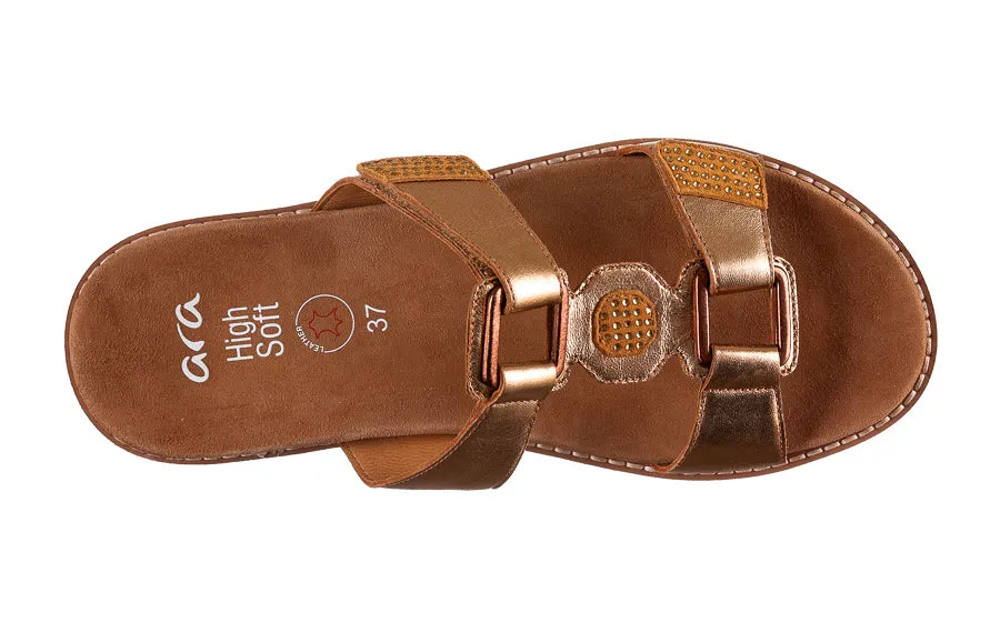 Ara Malaga Gold