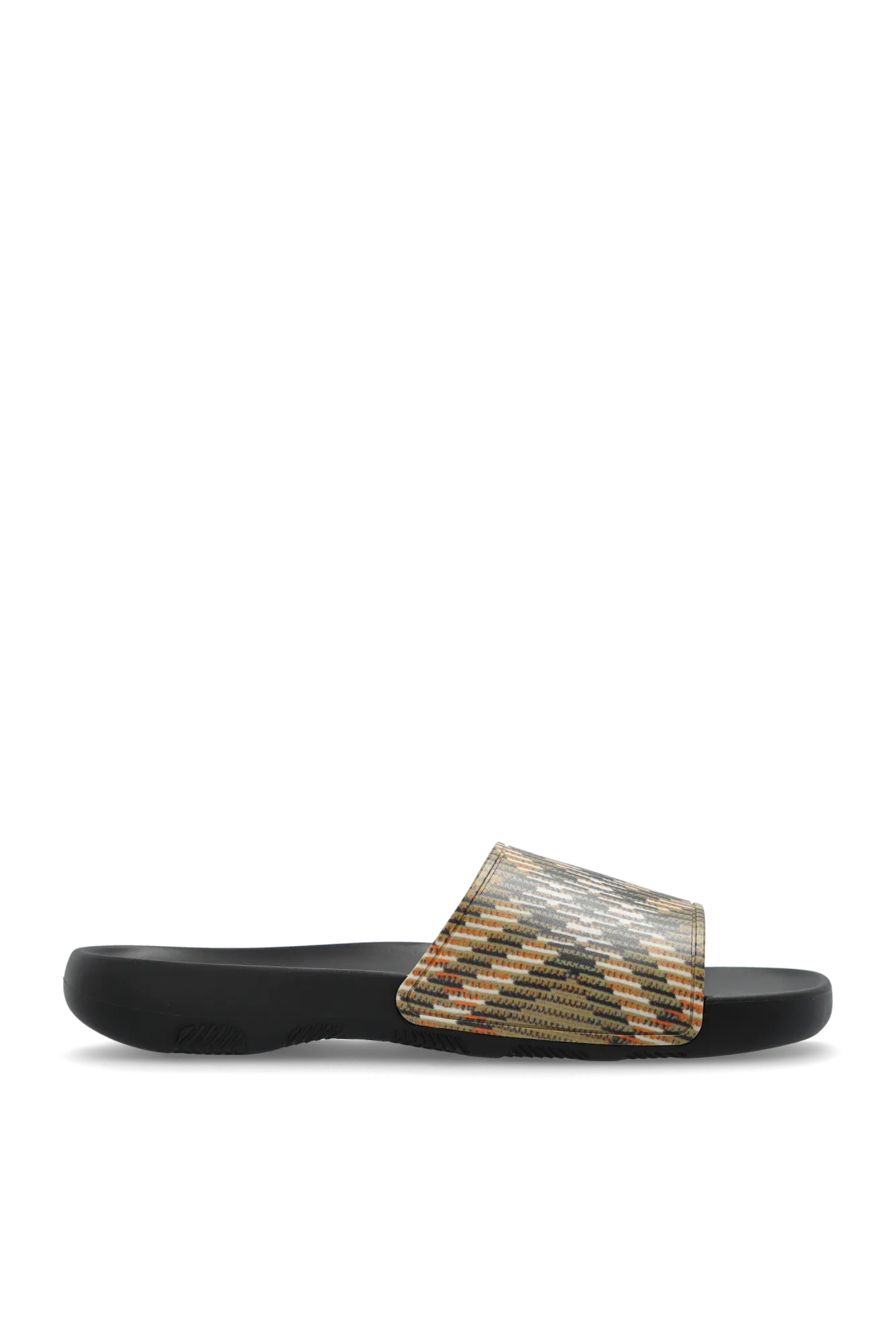 Burberry Slides Dive