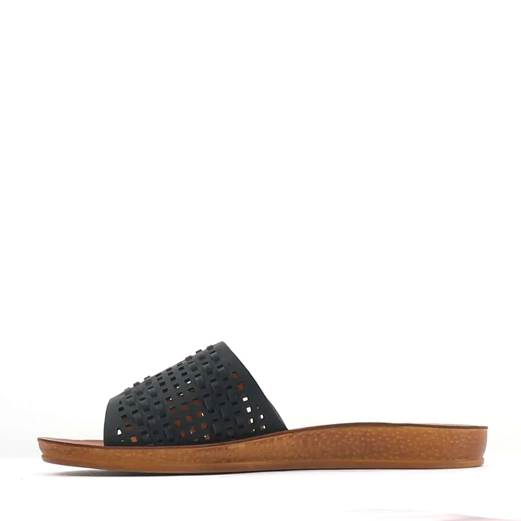 Conny  Slides