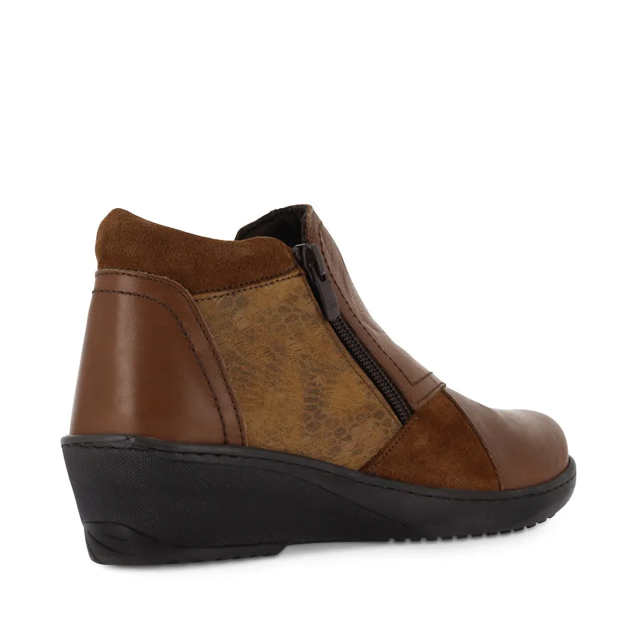 CP462-18 - TAN COMBO LEATHER