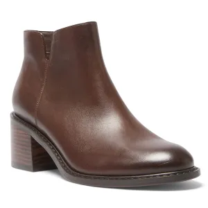 Earl Boot in Brown Leather