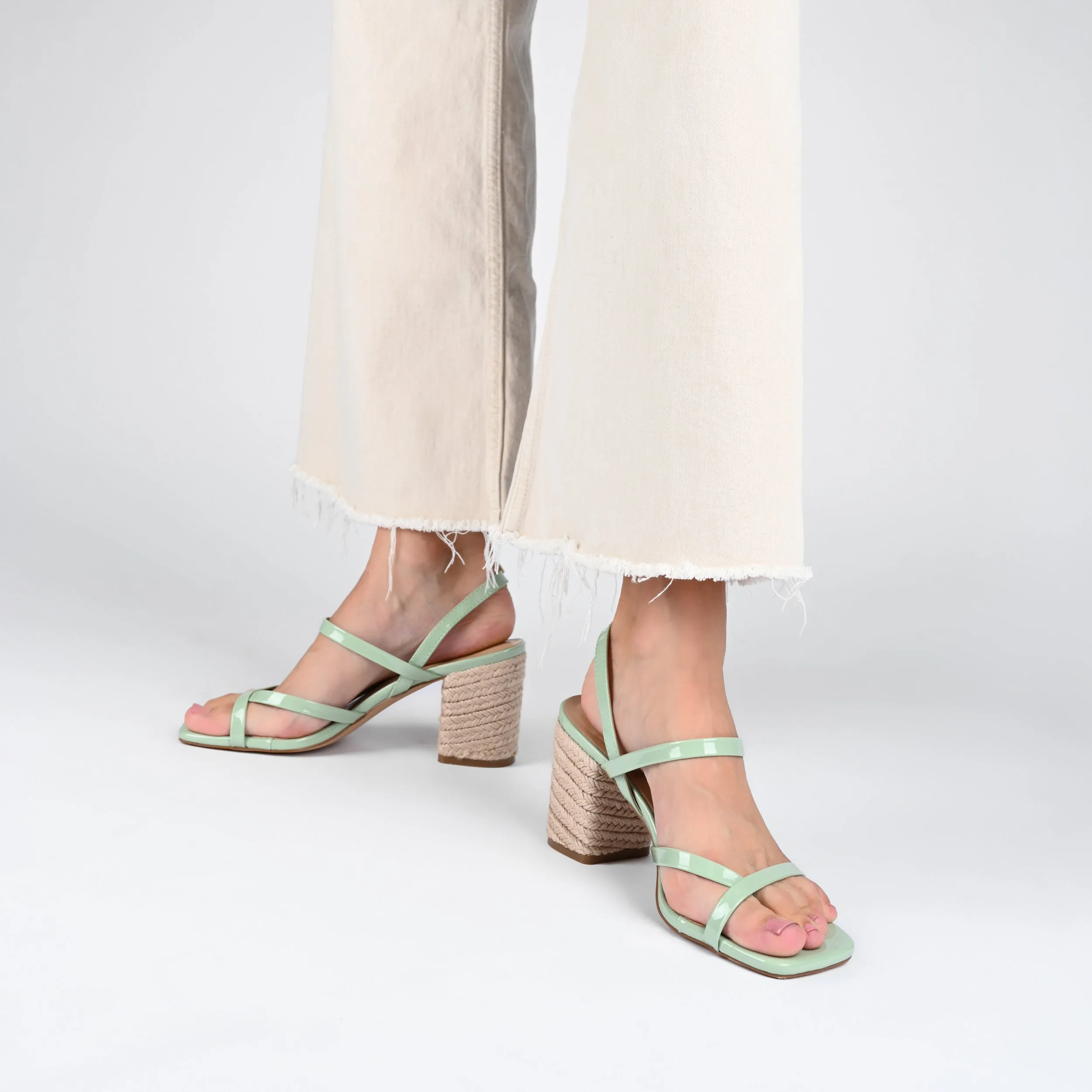 Journee Collection Women's Tru Comfort Foam Olivina Sandals