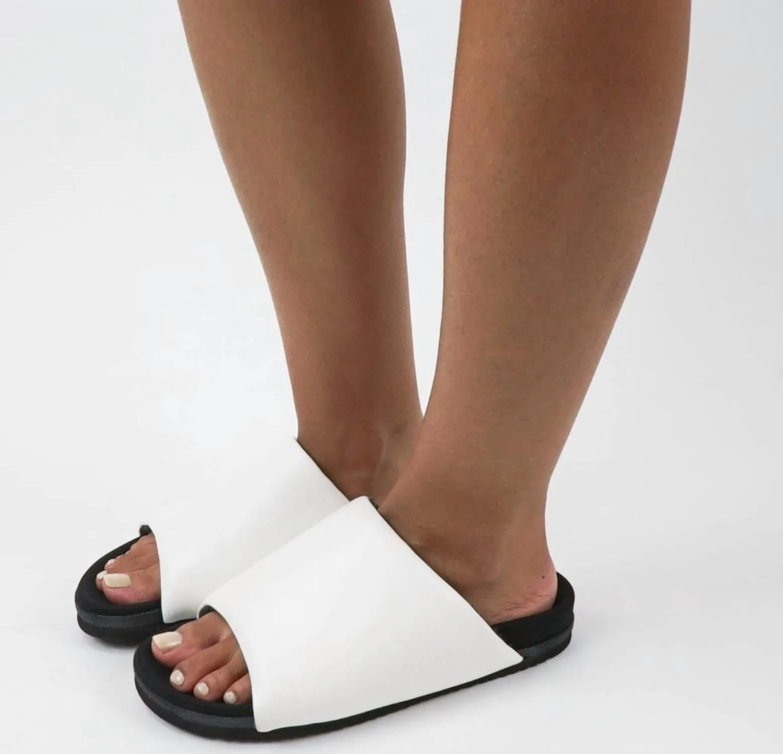 Leather Slider In White