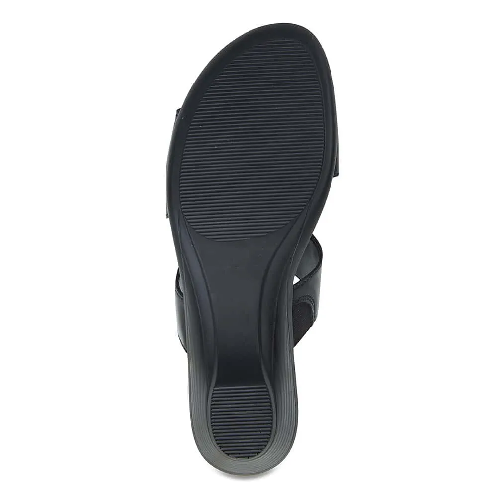 Orchid Heel in Black Leather