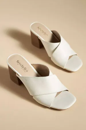 Papaya Sandal In Off White