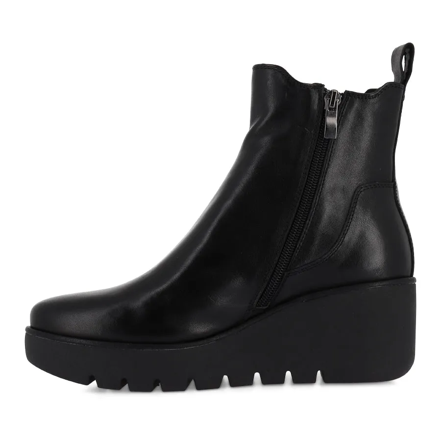 PROP - BLACK LEATHER