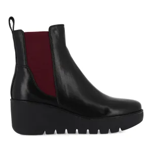 PROP - BLACK LEATHER