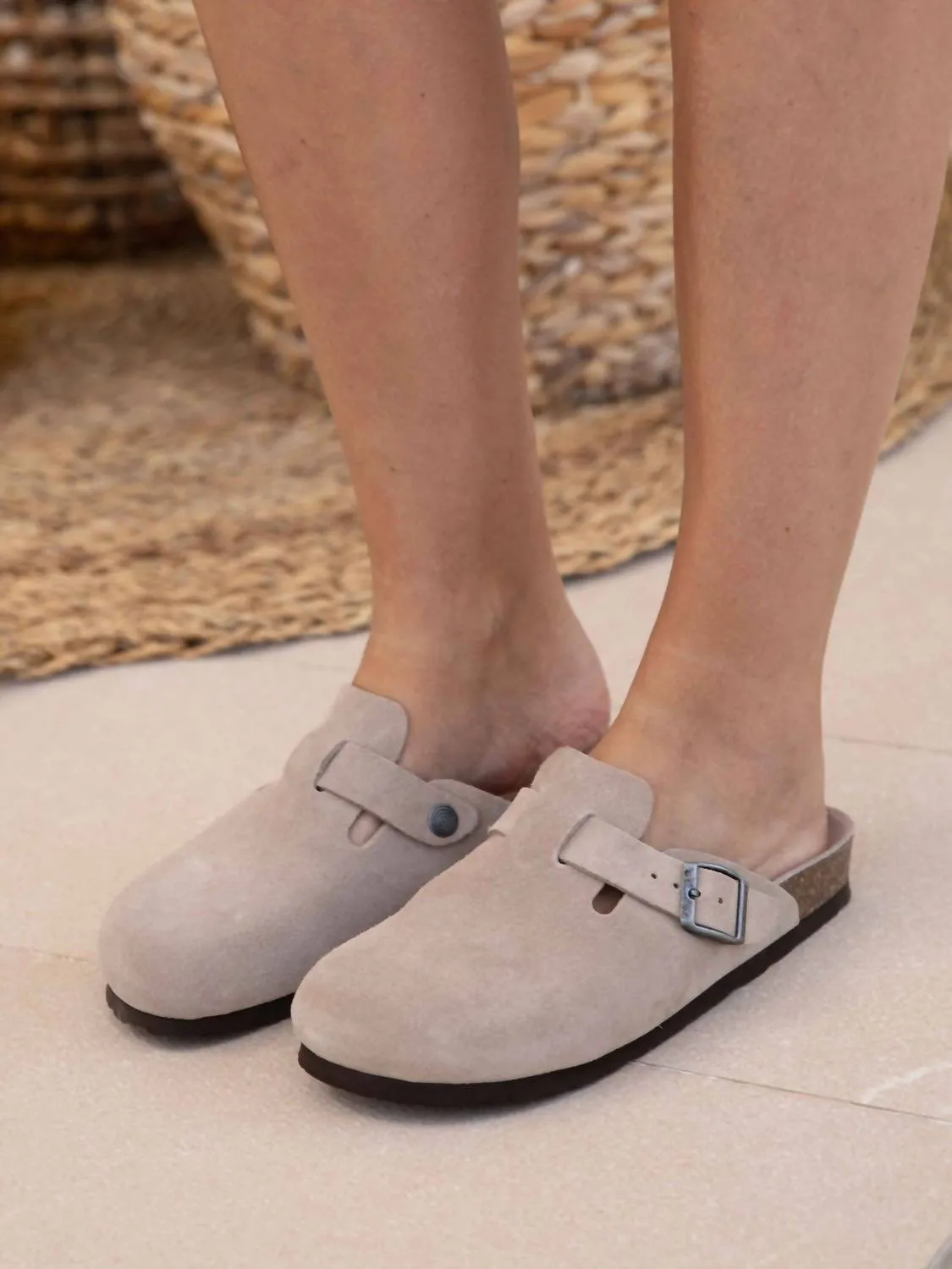 Riva Velour Sandals Unisex In Taupe