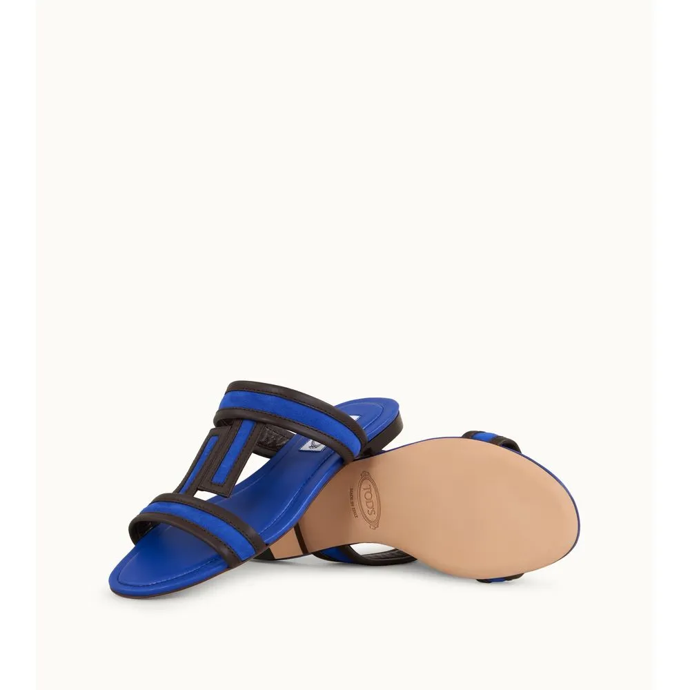 Sandals in Suede