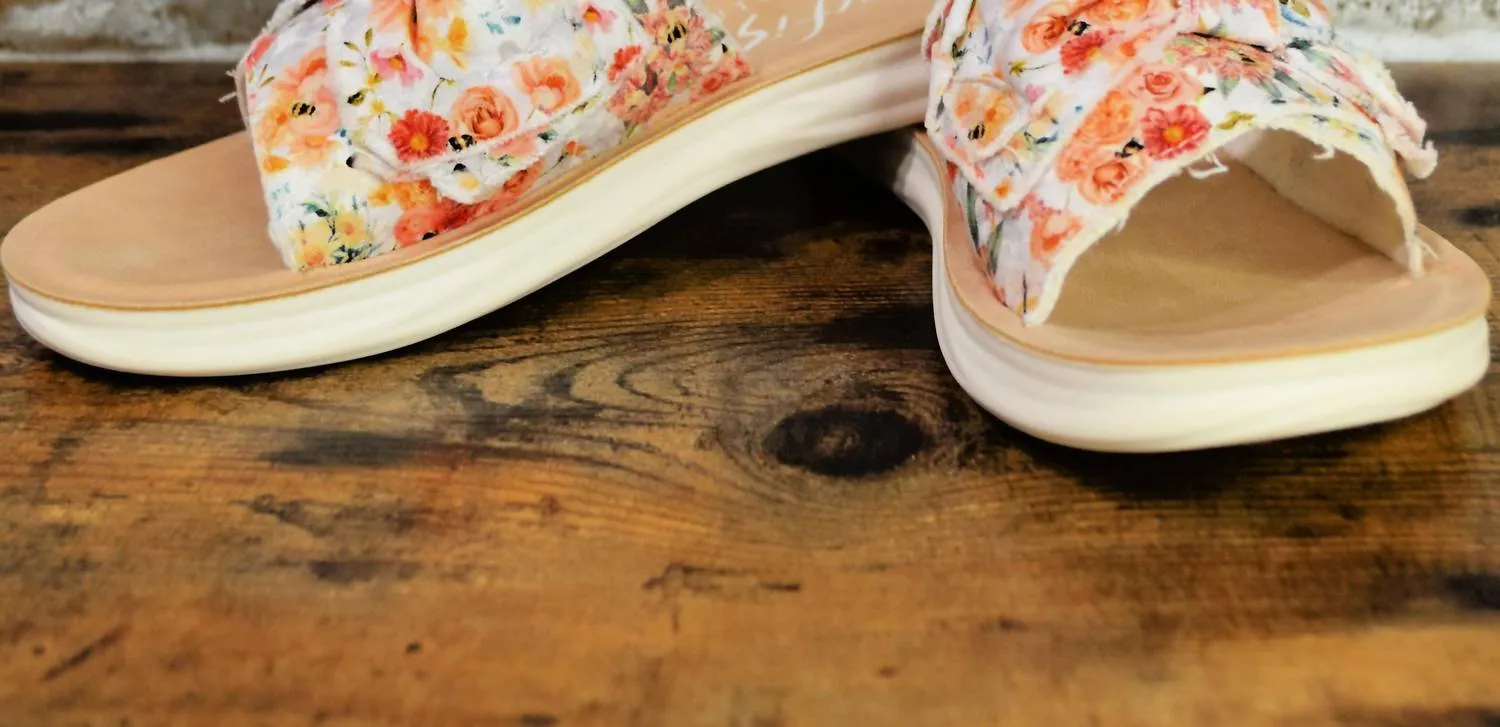 Saturn Sandals In Off-White