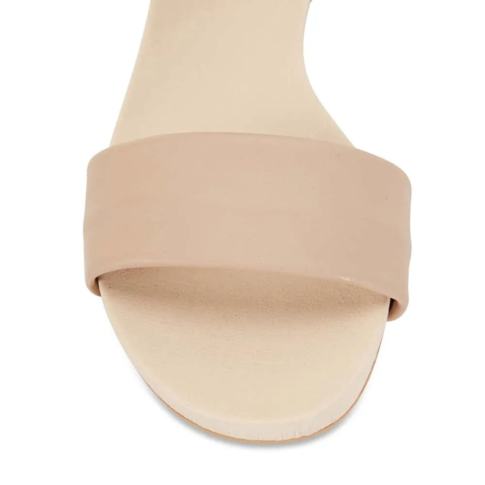 Shay Sandal in Nude Leather