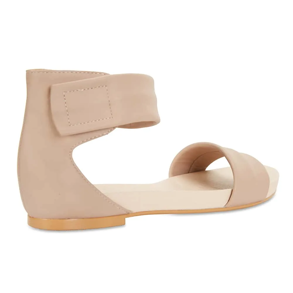 Shay Sandal in Nude Leather