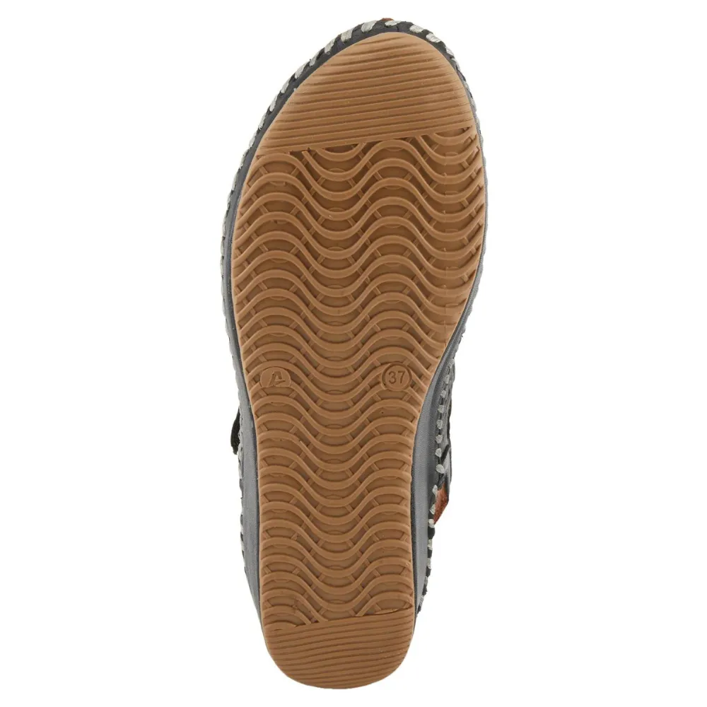 Spring Step Santonio Black Leather Sandal (Women's)