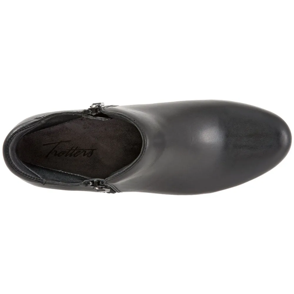 Trotters Major Black Leather (Women's)