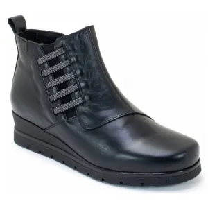 Valeria's Megan Black Leather Wedge Bootie (Women's)