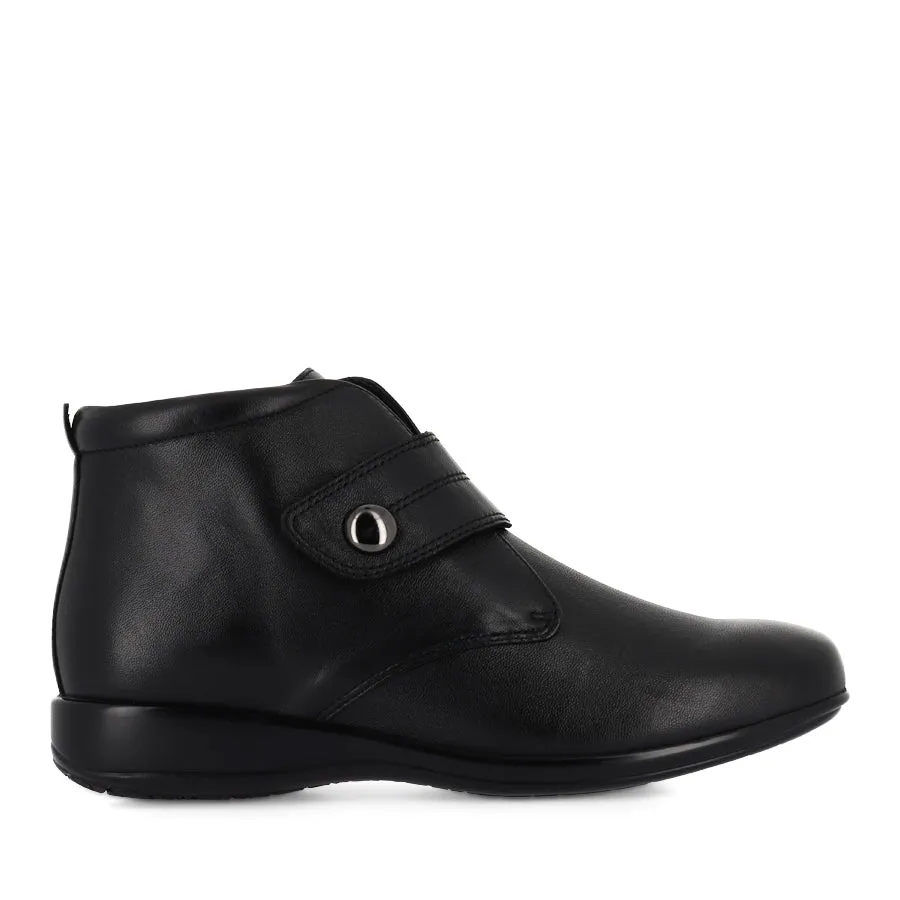 WILLOUGH - BLACK STRETCH SMOOTH