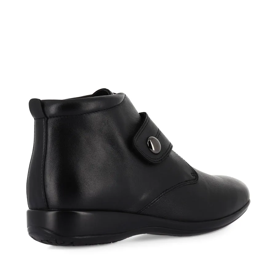 WILLOUGH - BLACK STRETCH SMOOTH