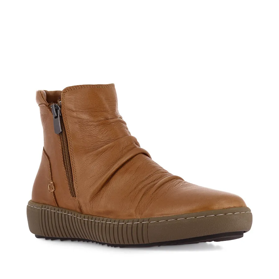 WINNIE - TAN LEATHER
