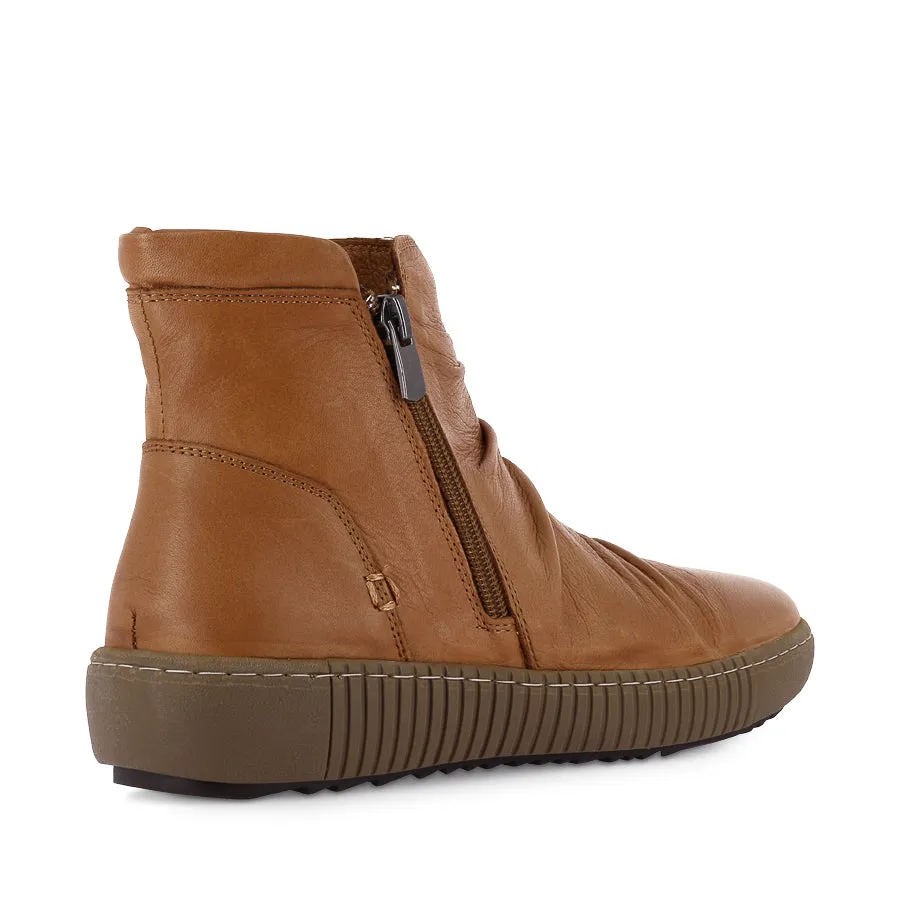WINNIE - TAN LEATHER