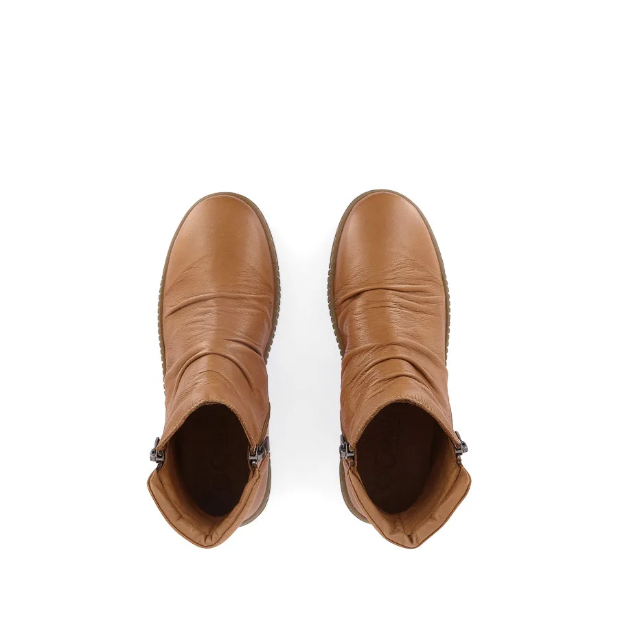 WINNIE - TAN LEATHER