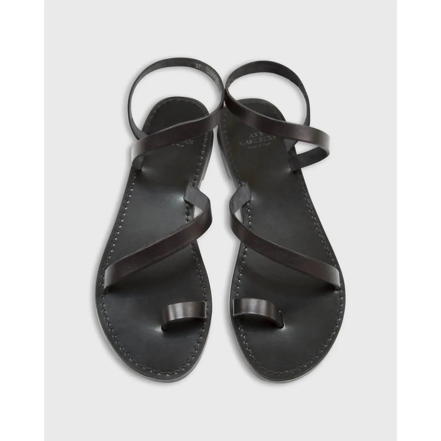 Women Diagonal Strap Sandal In Black
