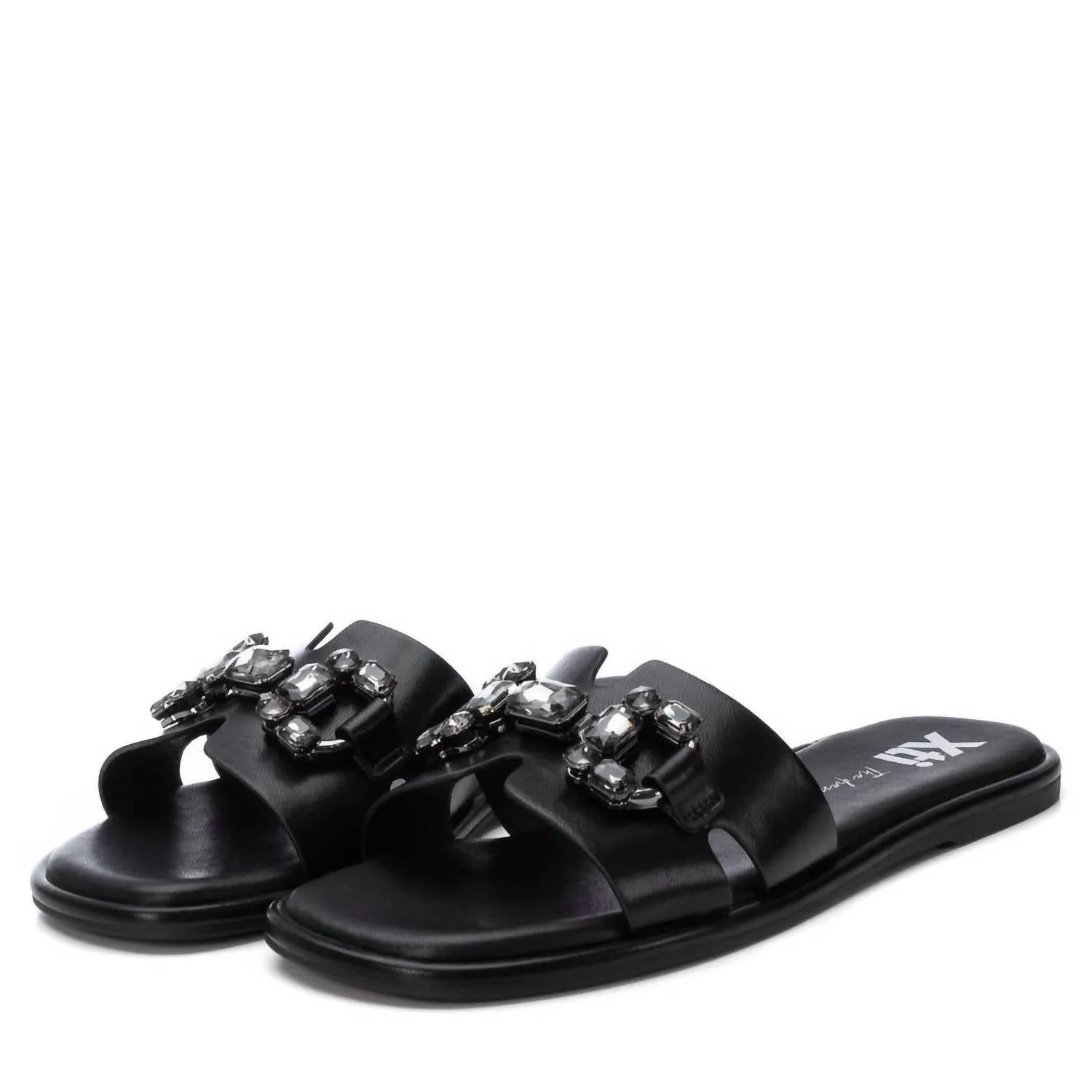 Women's Flat Sandals In Black