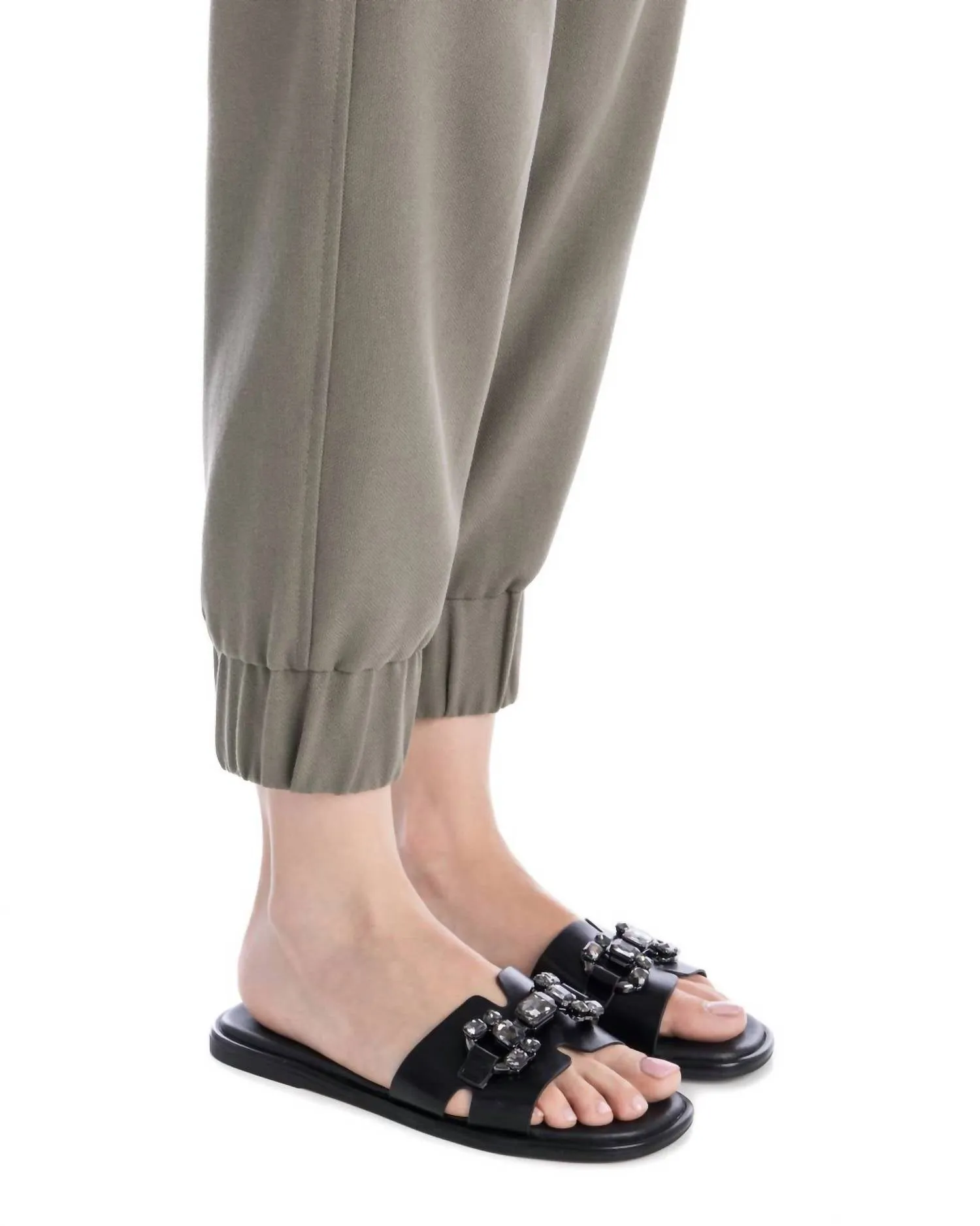 Women's Flat Sandals In Black