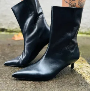 Women's Game Changer Boot In Black