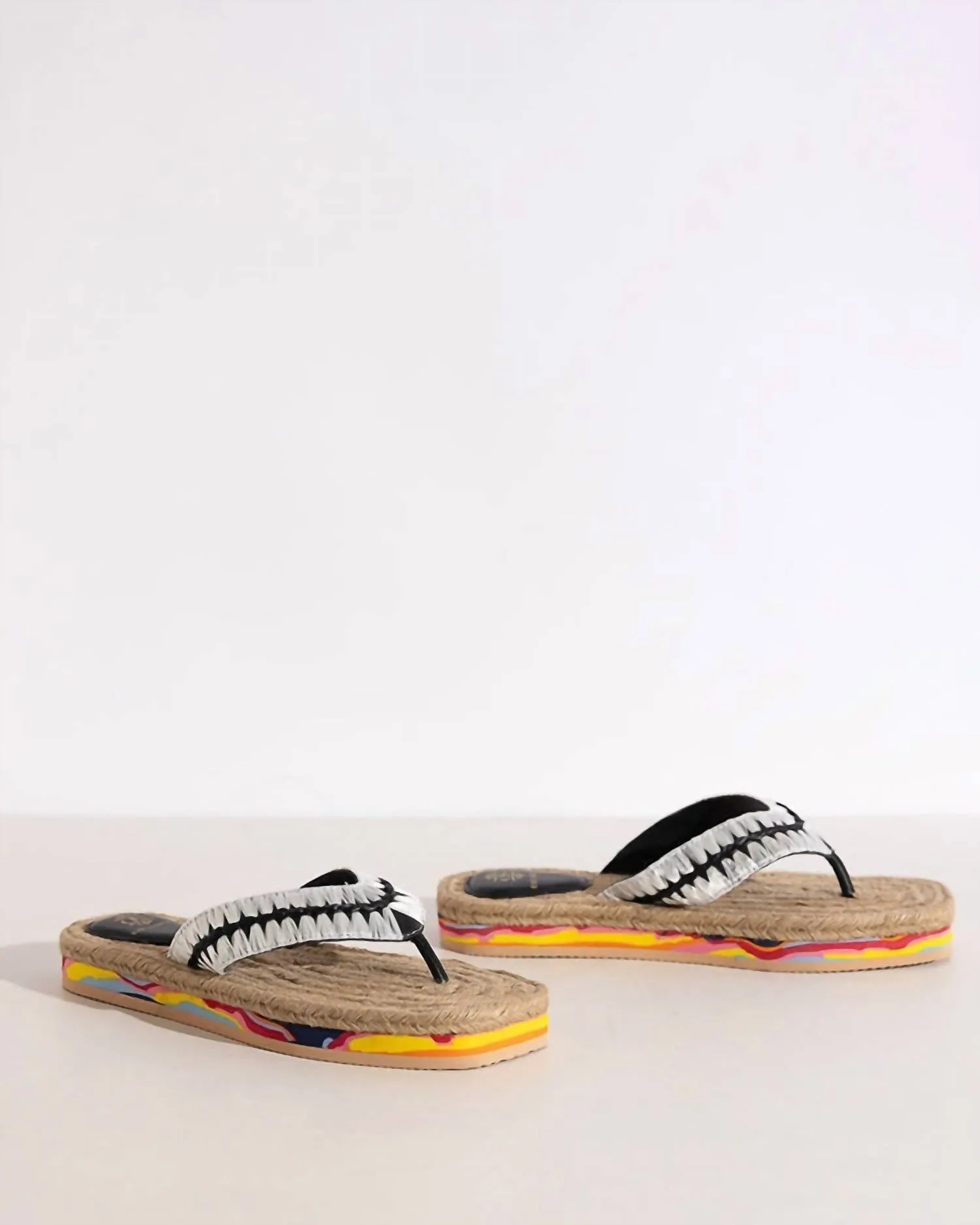 Women's Lou Raffia Sandal In Off White