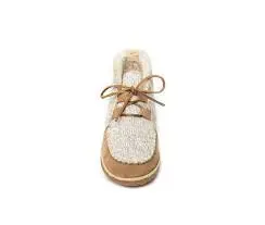 Womens Minnetonka Torrey Lace-Up  Cozy, Stylish & Adventure-Ready