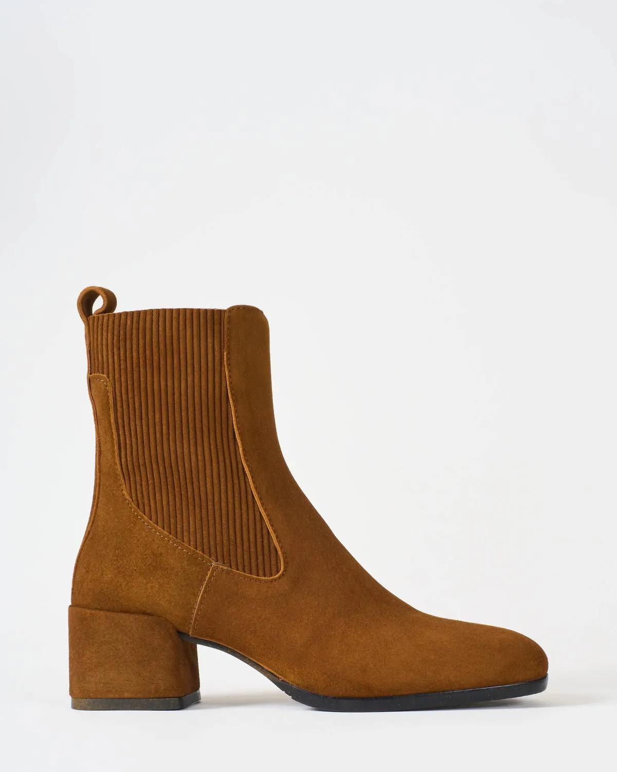 Women's Niki Boots In Sandalo Suede