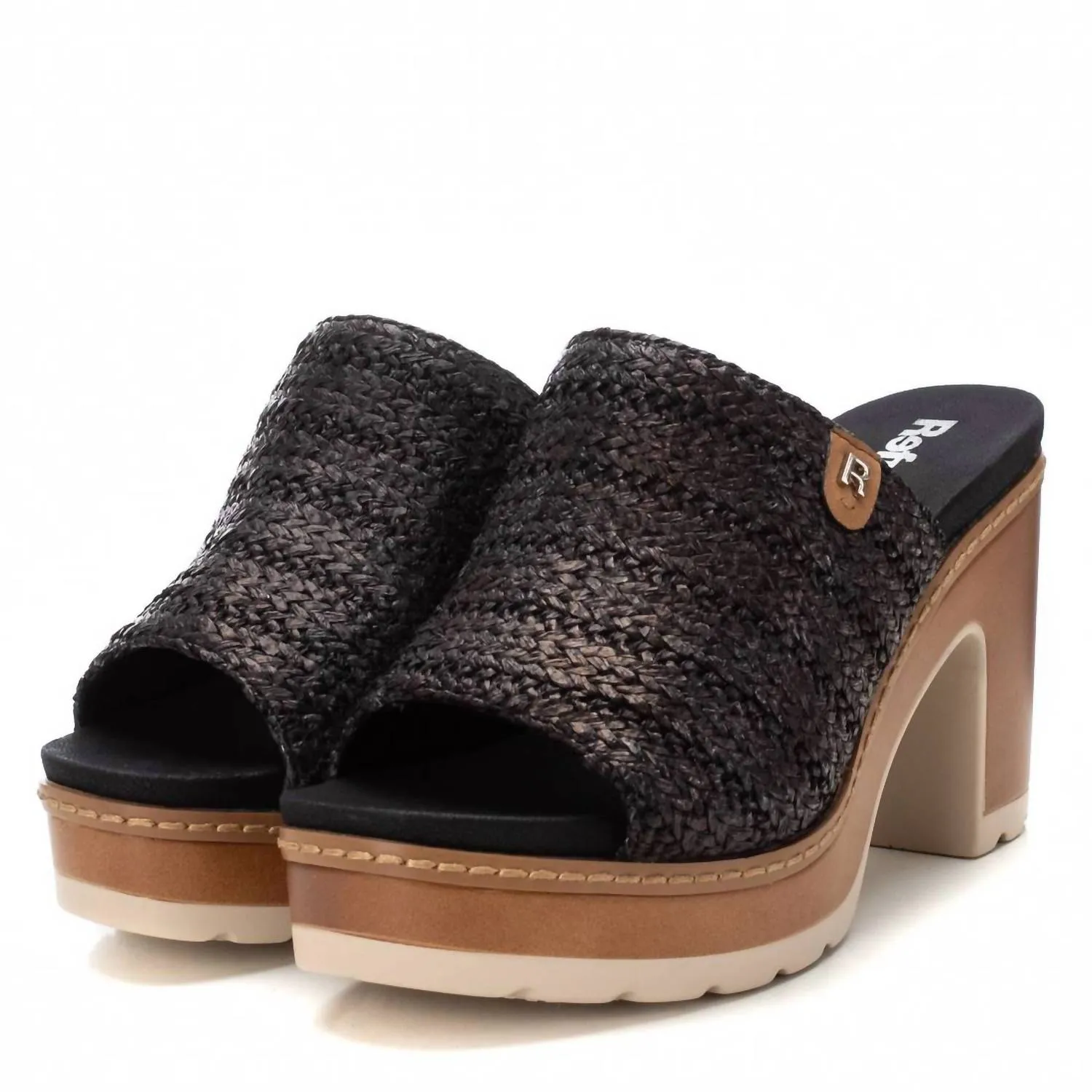 Women's Refresh Step In Sandals In Black