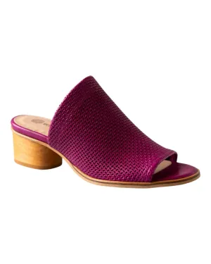 Women's Sevilla Sandals In Fuschia