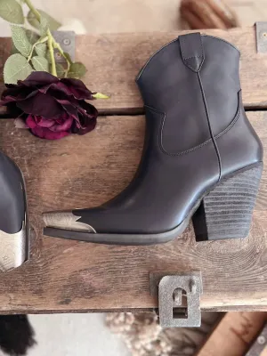 Women's The Bb Boots In Black