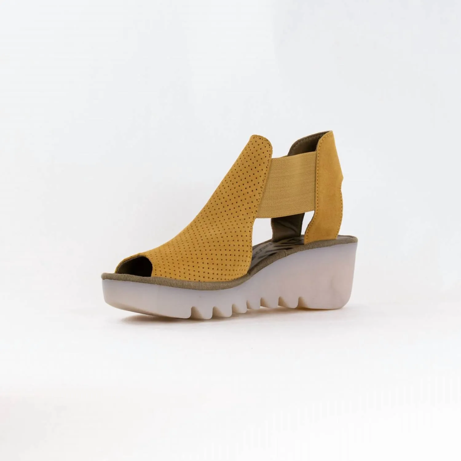 Women's Wedge Sandal In Honey Suede
