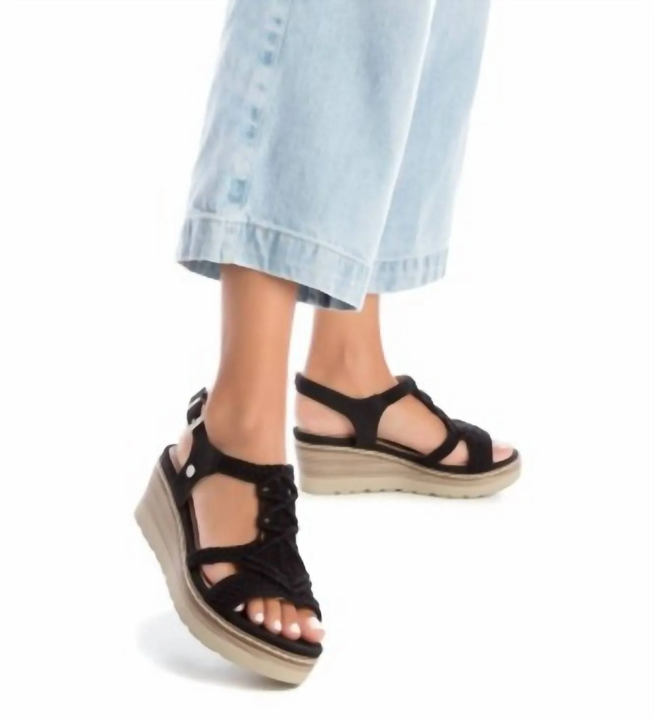 Women's Wedge Sandals In Black