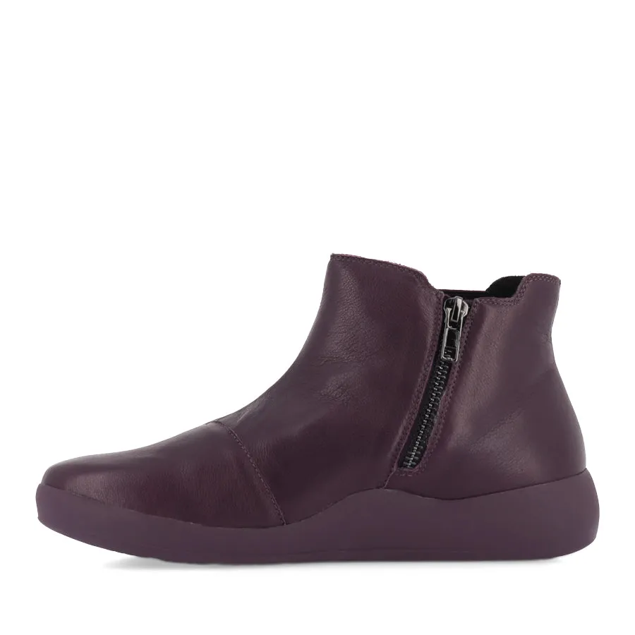 YUMBA XW - AUBERGINE LEATHER